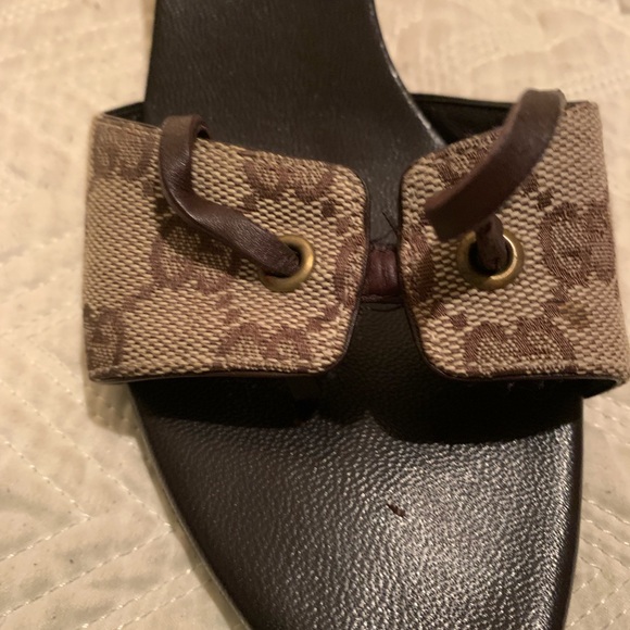 Gucci - Picture 2 of 4